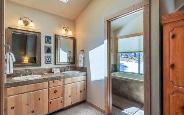 Ward Creek Base Camp