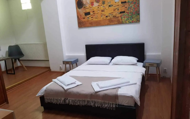 Nonna Mia Hotel