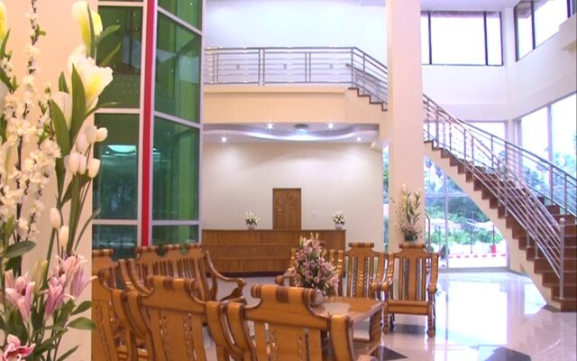 Nan Htike Thu Hotel