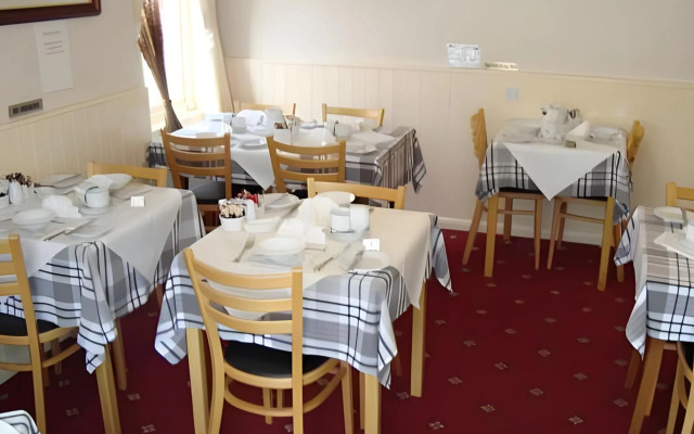 Serena Court Hotel