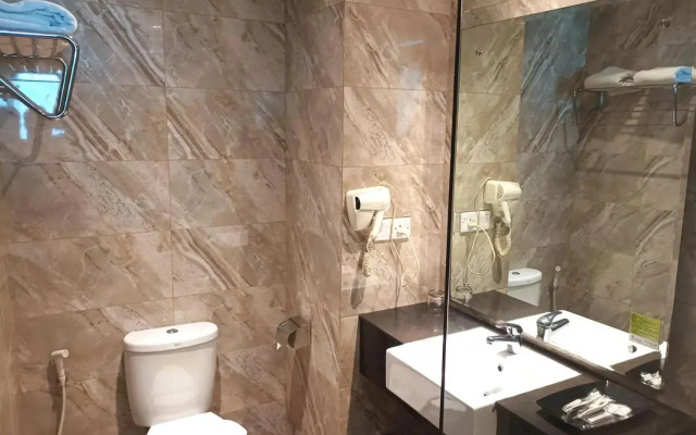 King's Hotel Nagoya Batam