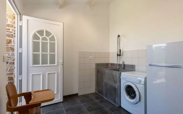 Holiday Home Zoé (CEZ407)