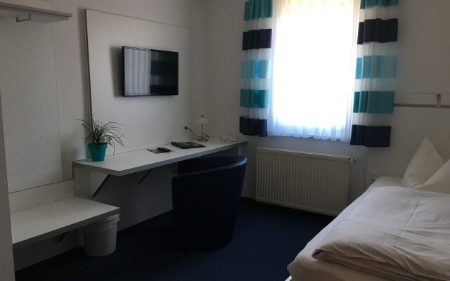 Hotel & Restaurant Park Cafe ISA