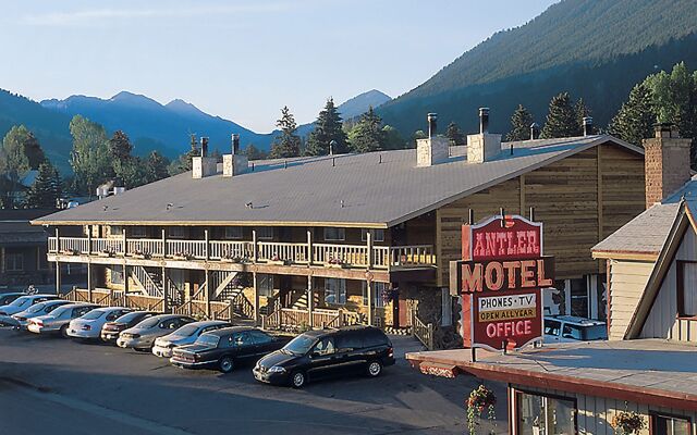 Antler Inn