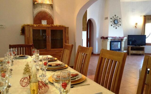 Holiday villa in Monte Pego-Denia, heated pool