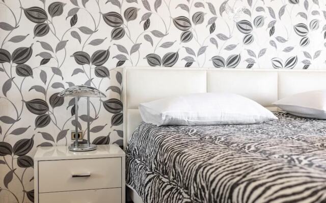 Coastal Comfort Apartment