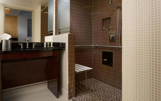 Hilton Grand Vacations Club Elara Center Strip Las Vegas