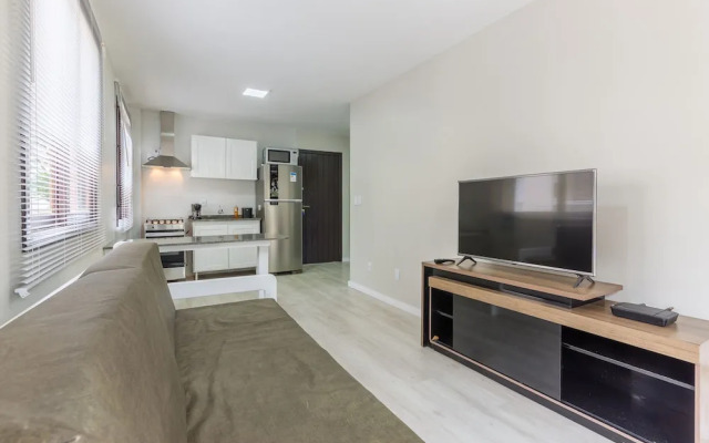 Apto reformado, perto do mar e centrinho JBA104