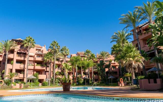 3+1 bed apartment, 100m away from the beach
