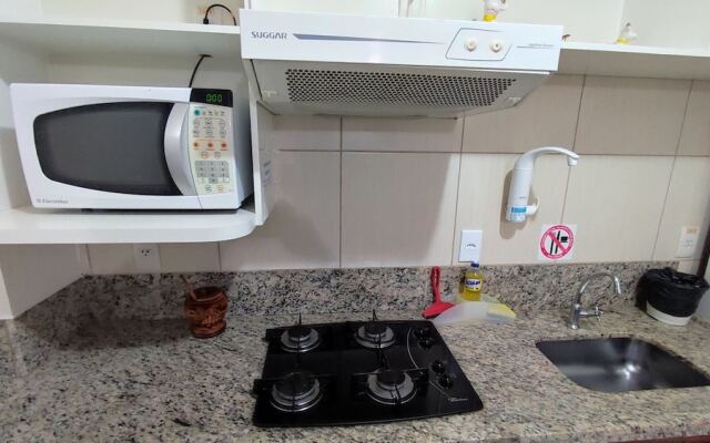 Náutico Flat Caldas Novas, com 1 dia de acesso ao Náutico Praia Clube - Hotférias