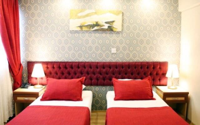 Life Hotel