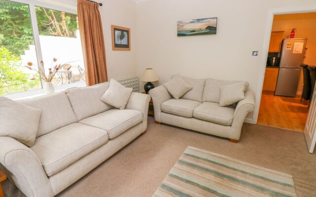 1 Glenvale
