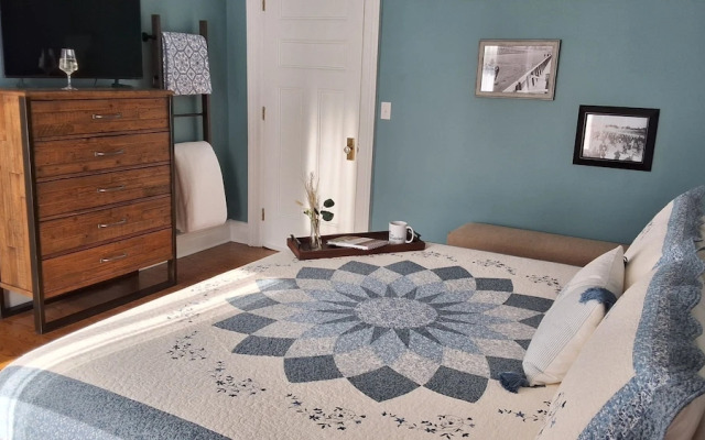 Bourbon Barrel Inn Bed & Breakfast