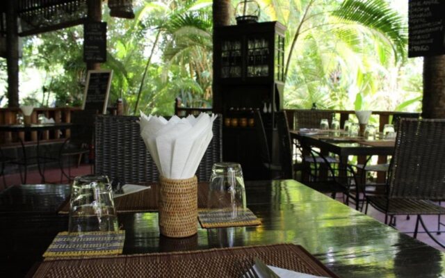 Alamanda Inn, Boutique Hotel and French Restaurant