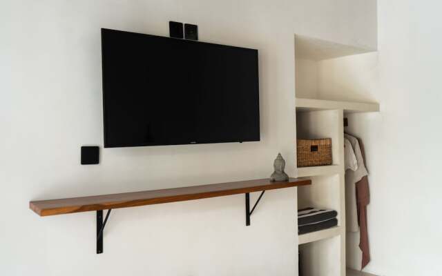 Santorini Luxury Villa