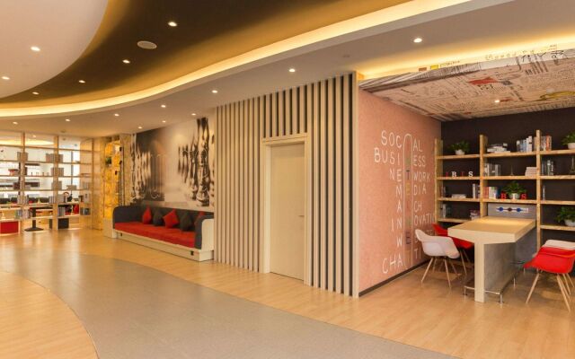 ibis Shenyang north station