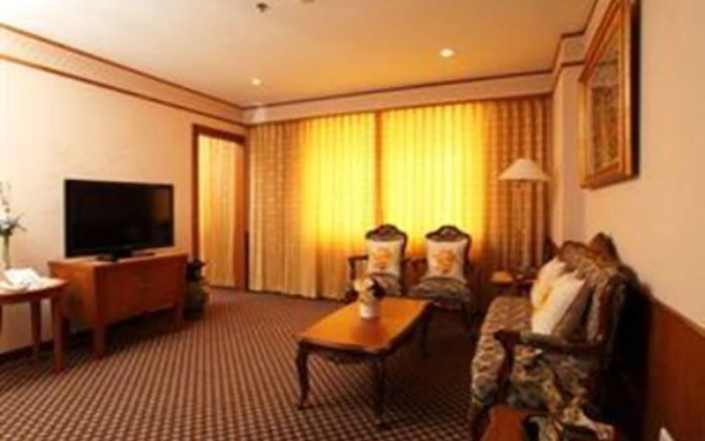 Diamond Plaza Hotel Suratthani