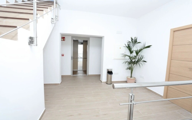 Hostal Palmones