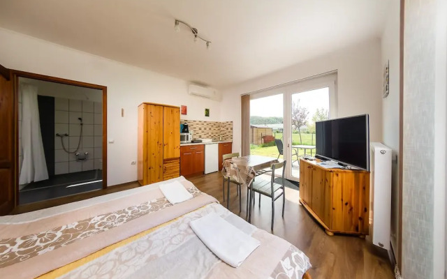 Szabolcs Apartments - фото 2