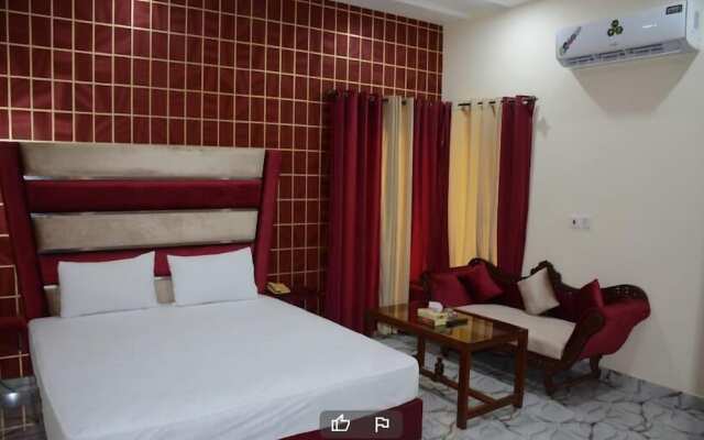 Hotel The Taj Multan