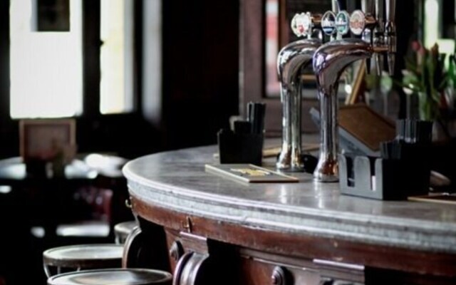 The Warrington Hotel