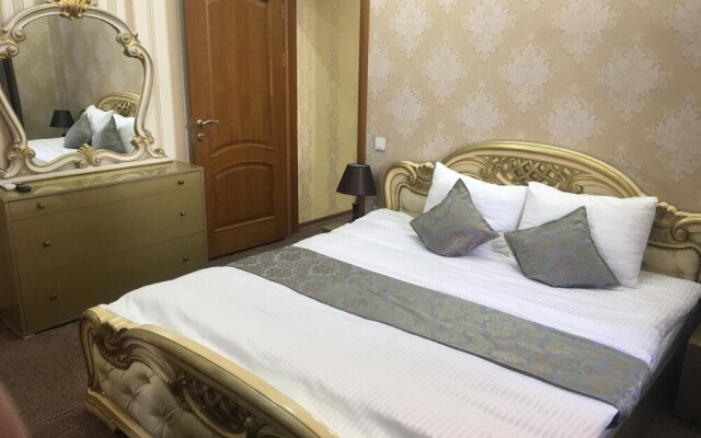 Turan Hotel On Mustafin 88