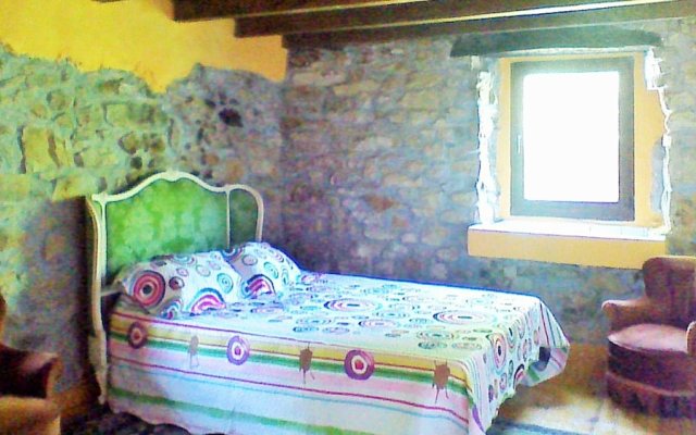 House With 4 Bedrooms in Ampuero, With Wonderful Mountain View and Enc