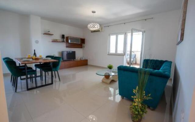 Villa Sky