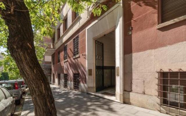 Piazza Bologna Apartments