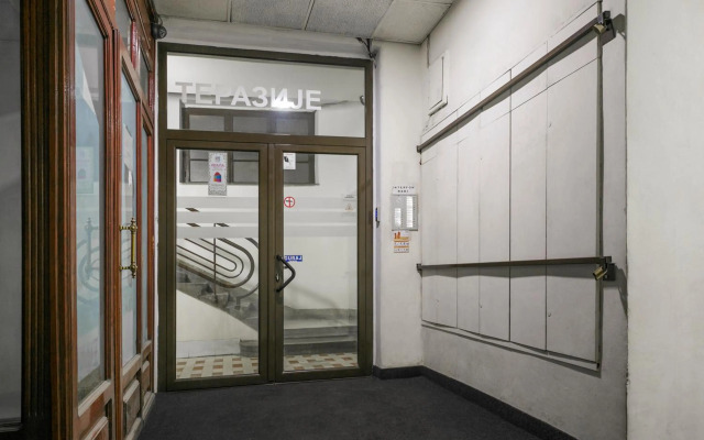 Urban Downtown Apartment