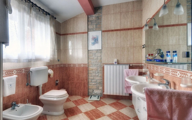 Holiday House in Muntic, Istria, With Fitness Room