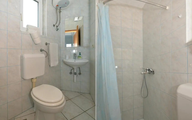 Apartman Mana, Murter
