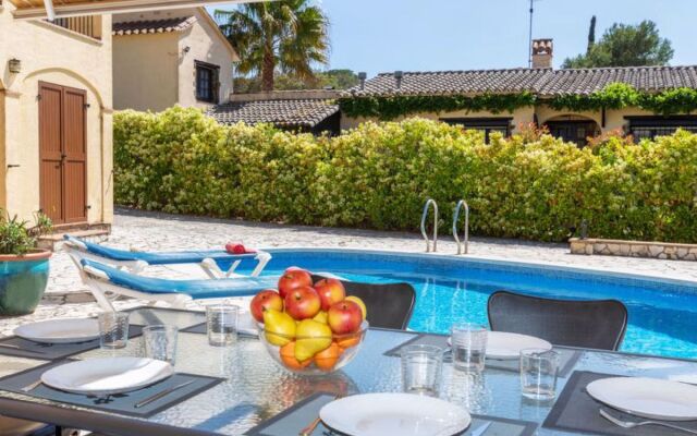 House Solenza Calonge