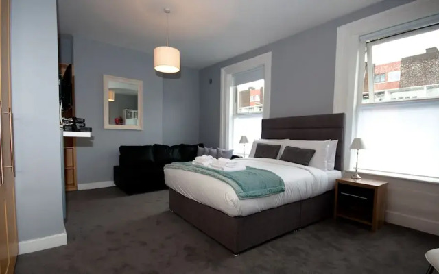 City Studios and Apartments