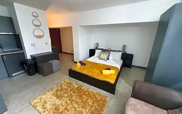 City Centre Corporate Studio Apartments