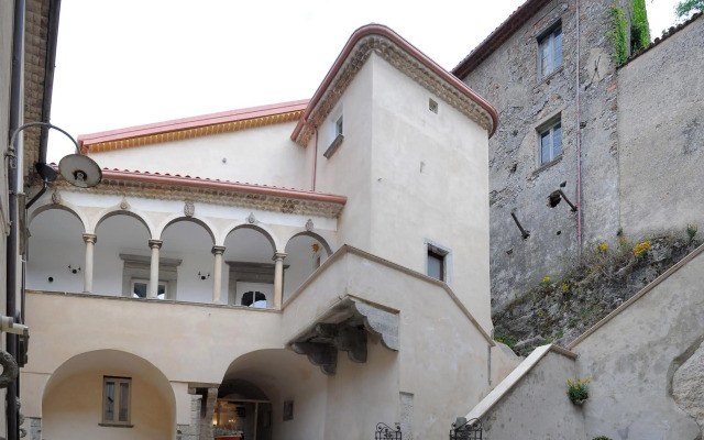 Palazzo Cestari Hotel
