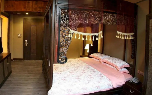 Tianmu Huihuang Hot Spring Holiday Hotel