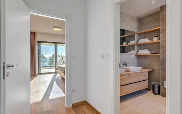 Sea Bliss Luxury Villa - Sevid