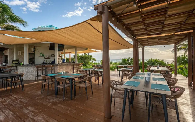 Casa Lanai 4 Bedroom Condo by RedAwning