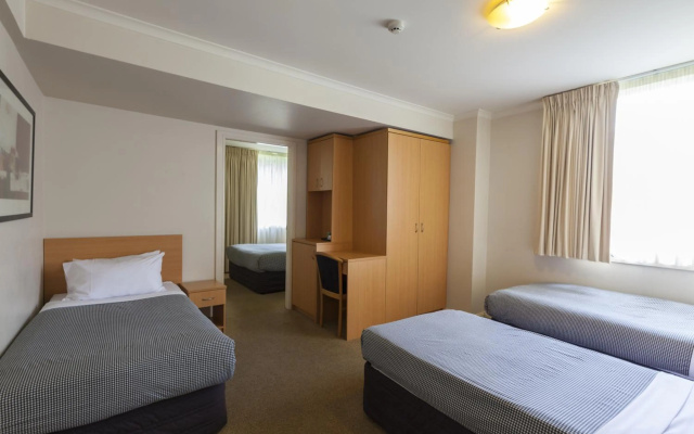 The Denman Hotel – Guest Rooms – Thredbo