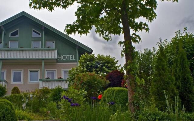 Garten Hotel Salzach Garni