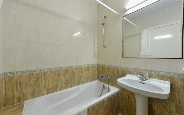 Apartamentos San Antonio Beach