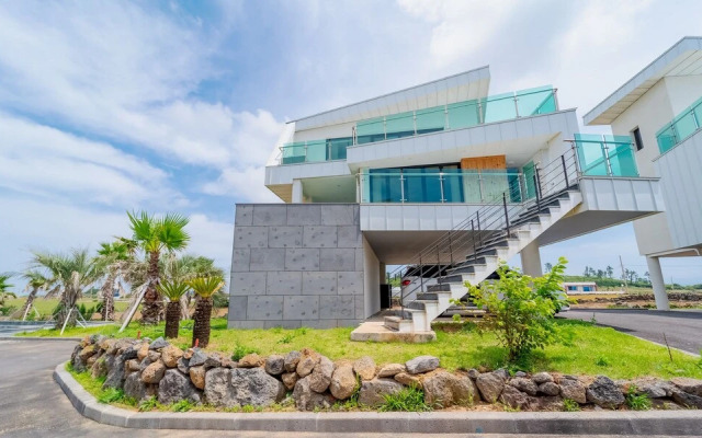 Daejeong Secret Pool Villa