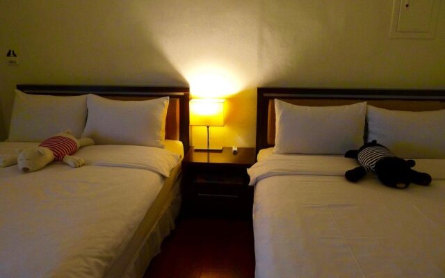 Amicasa Guesthouse
