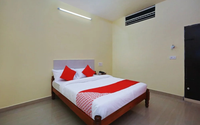 OYO 24623 Chetana Residency