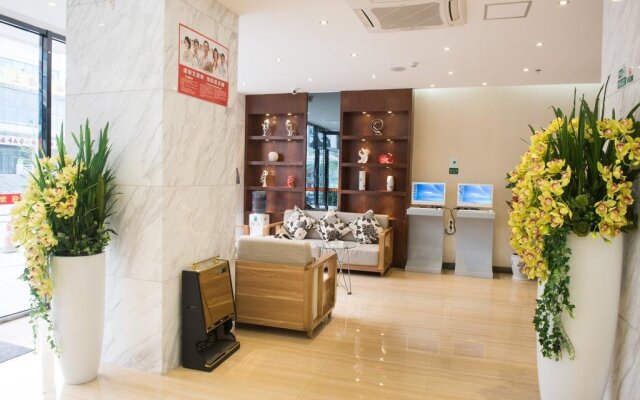 Huayi Hotel