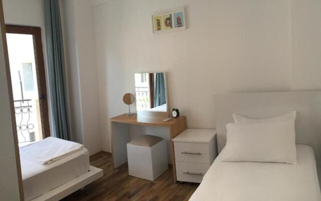 The Townhouse Apartment