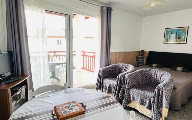 Appartement Cambo-les-Bains, 1 pièce, 2 personnes - FR-1-495-16