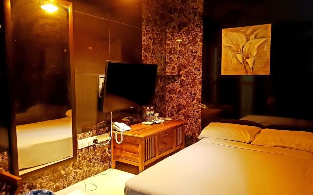 Flyk Hotel