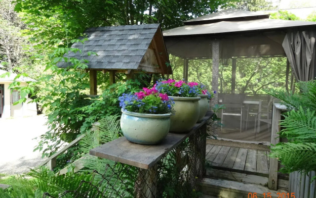 1842 Bed & Breakfast